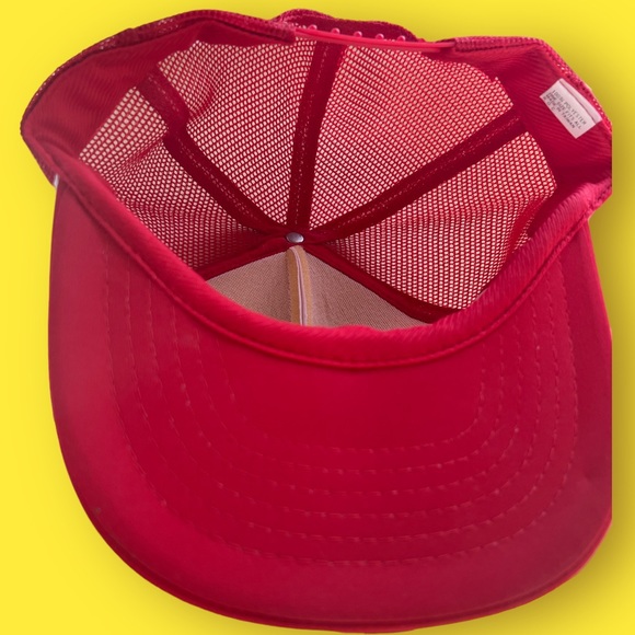 Vintage 1980s South Of The Border Pedro Rainbow Cartoon SnapBack Trucker Hat. - Picture 5 of 6